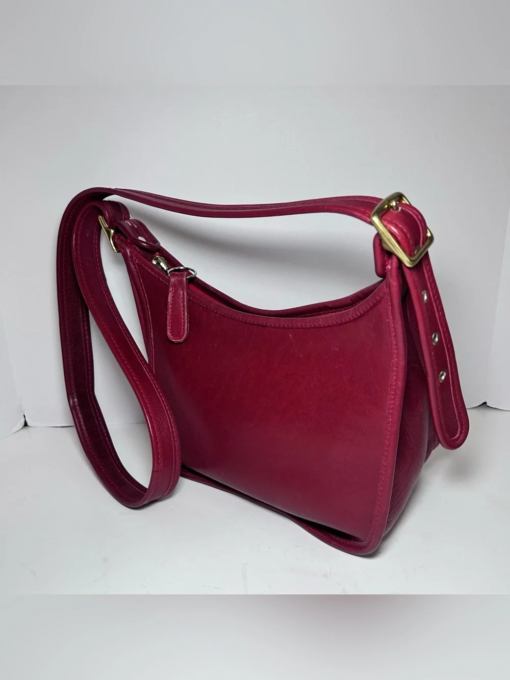 Red Leather Shoulder Bag Classic